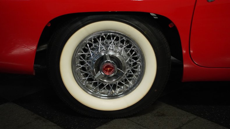 Unknown-Thunderbird-1957-Flame-Red-Red-ampamp-White-24