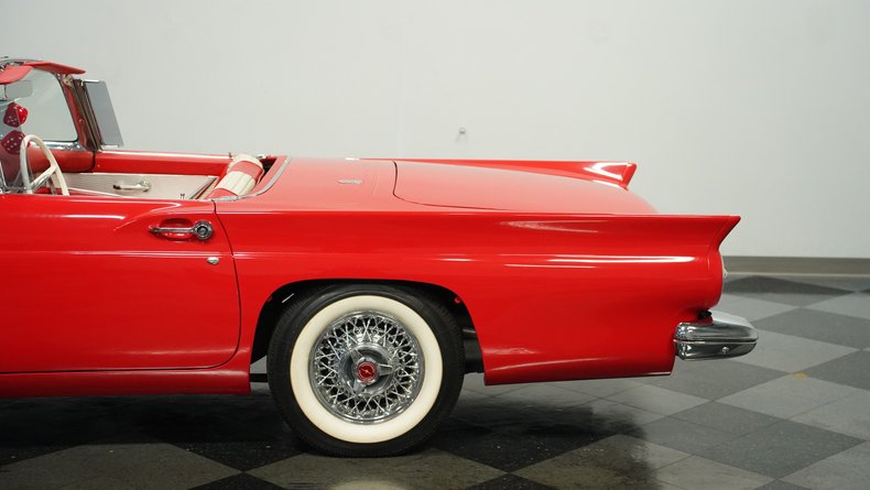 Unknown-Thunderbird-1957-Flame-Red-Red-ampamp-White-25