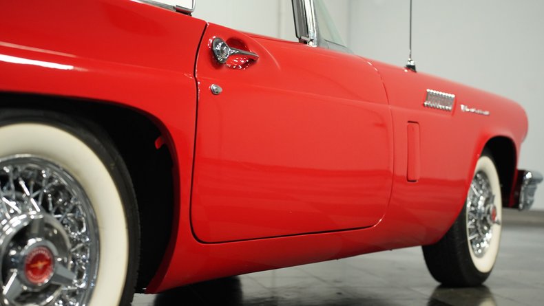 Unknown-Thunderbird-1957-Flame-Red-Red-ampamp-White-32
