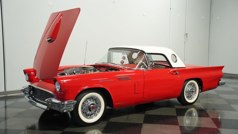 Unknown-Thunderbird-1957-Flame-Red-Red-ampamp-White-35