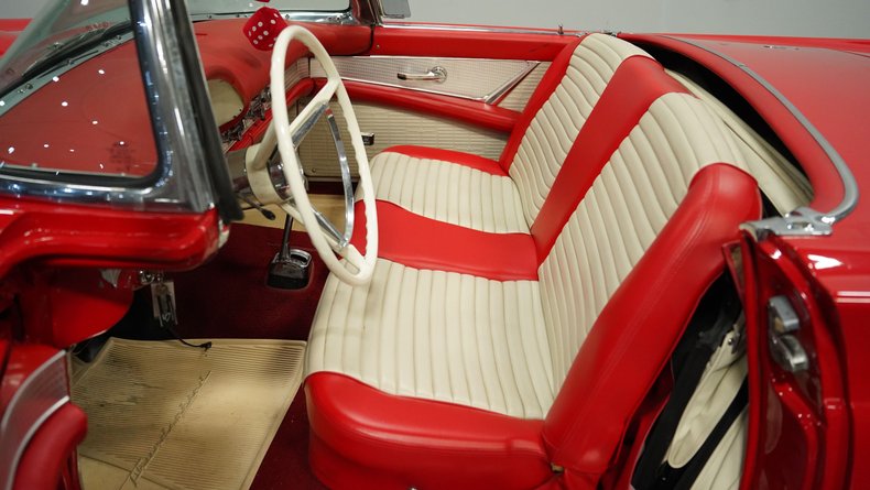 Unknown-Thunderbird-1957-Flame-Red-Red-ampamp-White-4