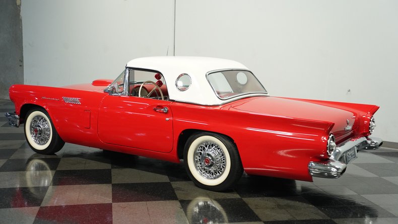 Unknown-Thunderbird-1957-Flame-Red-Red-ampamp-White-6