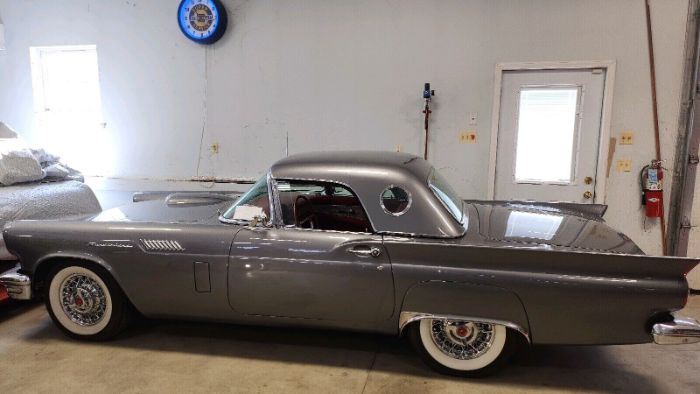 Unknown-Thunderbird-1957-Gray-5