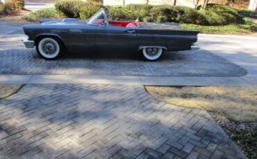 Unknown-Thunderbird-1957-Gray-Red-2