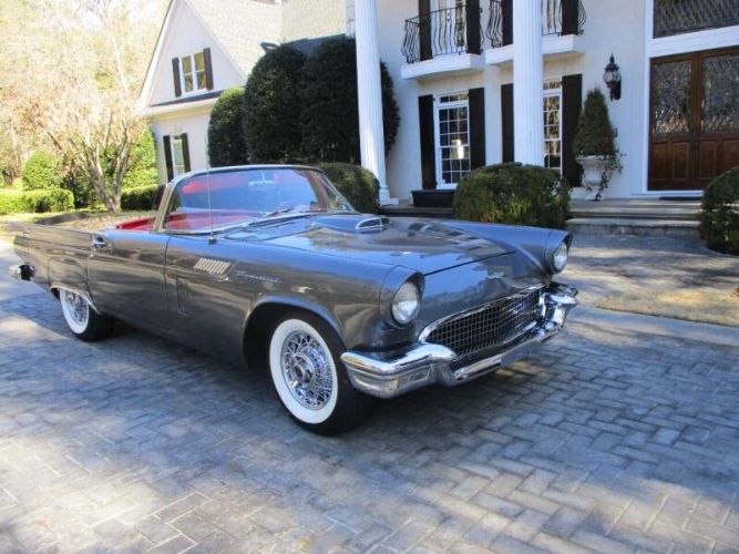 Unknown-Thunderbird-1957-Gray-Red-23