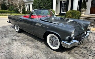 Unknown-Thunderbird-1957-Gray-Red-27