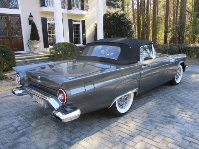 Unknown-Thunderbird-1957-Gray-Red-3
