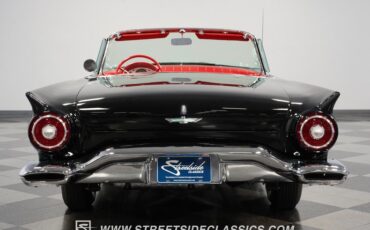 Unknown-Thunderbird-1957-Raven-Black-Flame-Red-20