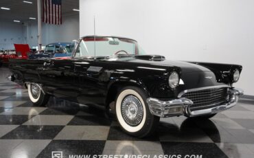 Unknown-Thunderbird-1957-Raven-Black-Flame-Red-24