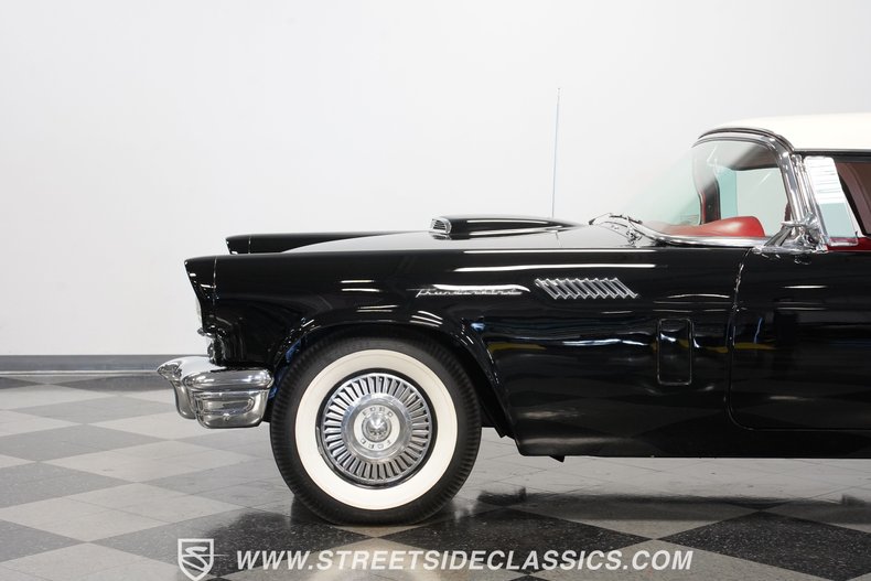 Unknown-Thunderbird-1957-Raven-Black-Flame-Red-29