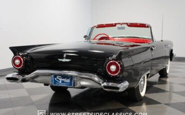 Unknown-Thunderbird-1957-Raven-Black-Flame-Red-44