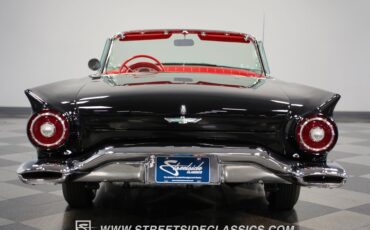 Unknown-Thunderbird-1957-Raven-Black-Flame-Red-47