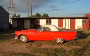 Unknown-Thunderbird-1957-Red-3