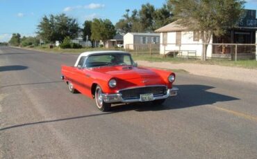 Unknown-Thunderbird-1957-Red-4