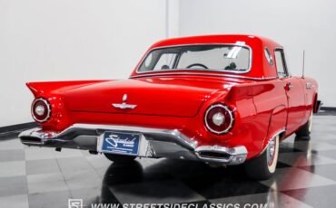 Unknown-Thunderbird-1957-Red-Black-10