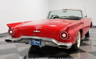 Unknown-Thunderbird-1957-Red-Black-11