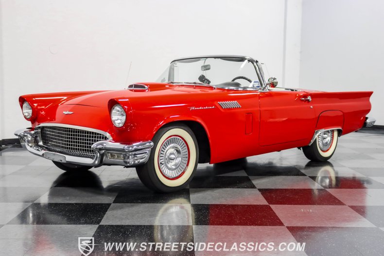 Unknown-Thunderbird-1957-Red-Black-15