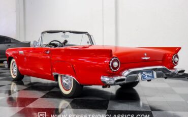 Unknown-Thunderbird-1957-Red-Black-18