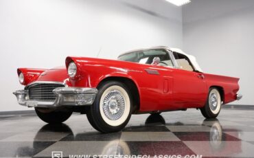 Unknown-Thunderbird-1957-Red-Black-19