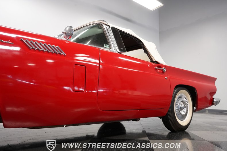 Unknown-Thunderbird-1957-Red-Black-20