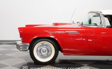 Unknown-Thunderbird-1957-Red-Black-21