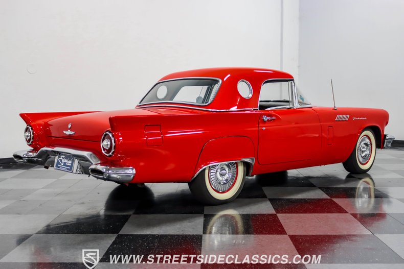 Unknown-Thunderbird-1957-Red-Black-22