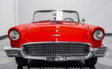 Unknown-Thunderbird-1957-Red-Black-25