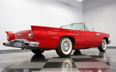Unknown-Thunderbird-1957-Red-Black-25