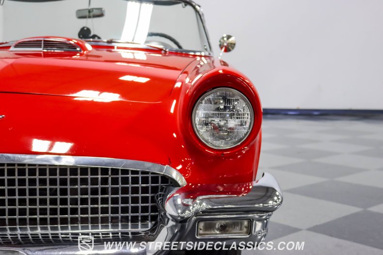 Unknown-Thunderbird-1957-Red-Black-28