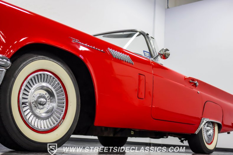 Unknown-Thunderbird-1957-Red-Black-30