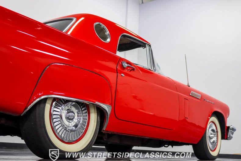 Unknown-Thunderbird-1957-Red-Black-36