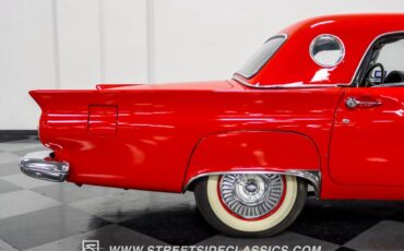 Unknown-Thunderbird-1957-Red-Black-37