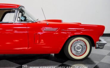 Unknown-Thunderbird-1957-Red-Black-38