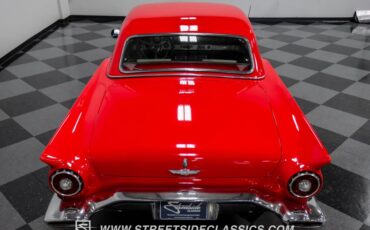 Unknown-Thunderbird-1957-Red-Black-40