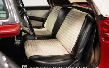 Unknown-Thunderbird-1957-Red-Black-42