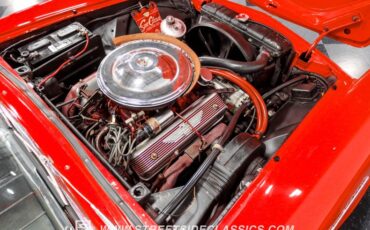 Unknown-Thunderbird-1957-Red-Black-44