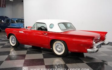 Unknown-Thunderbird-1957-Red-Black-8