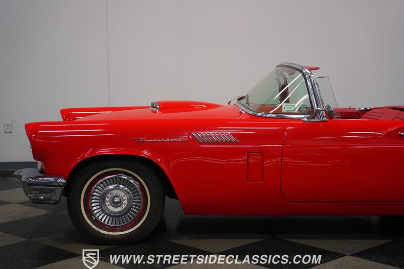 Unknown-Thunderbird-1957-Red-Red-32