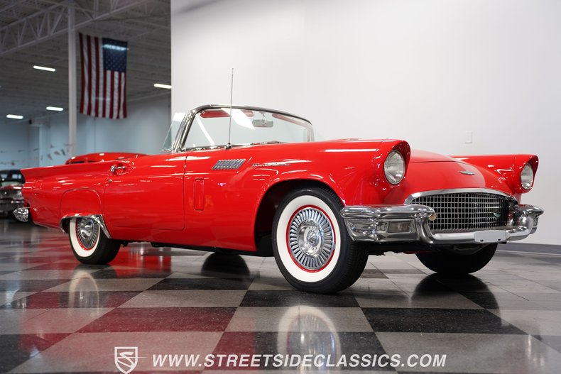 Unknown-Thunderbird-1957-Red-Red-34