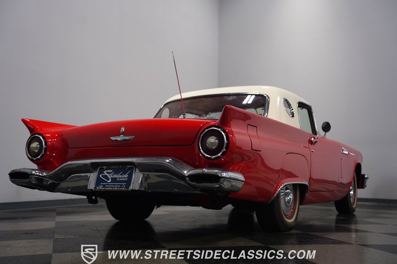 Unknown-Thunderbird-1957-Red-Red-34