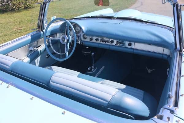 Unknown-Thunderbird-1957-Starmist-Blue-Blue-11