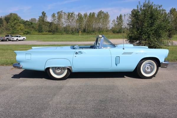 Unknown-Thunderbird-1957-Starmist-Blue-Blue-23