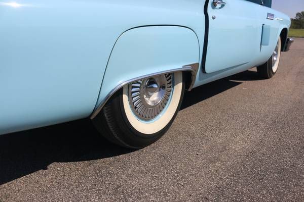 Unknown-Thunderbird-1957-Starmist-Blue-Blue-6