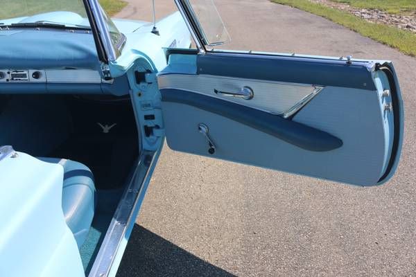 Unknown-Thunderbird-1957-Starmist-Blue-Blue