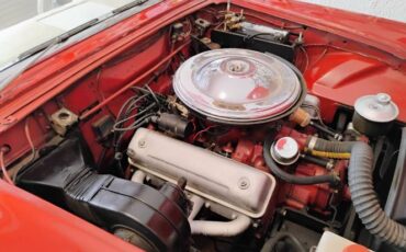 Unknown-Thunderbird-1957-Torch-Red-Cream