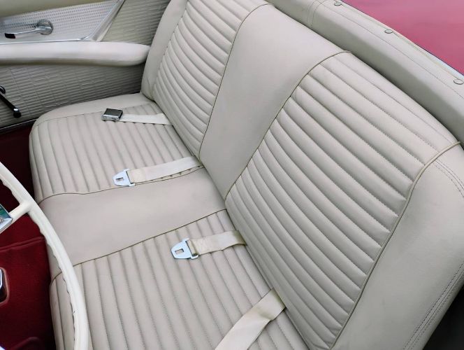 Unknown-Thunderbird-1957-Torch-Red-Cream-9
