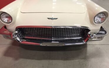Unknown-Thunderbird-1957-White-Red-9
