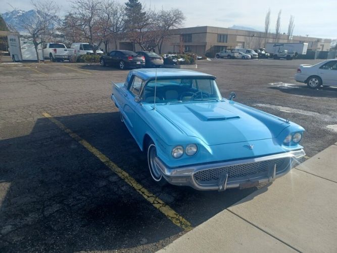 Unknown-Thunderbird-1958-Blue-White-1