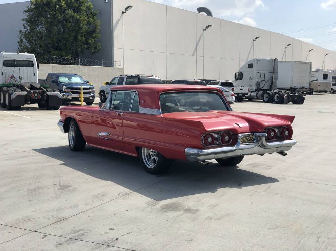 Unknown-Thunderbird-1959-Red-14