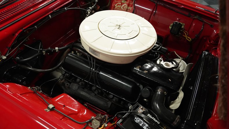 Unknown-Thunderbird-1959-Red-Red-34